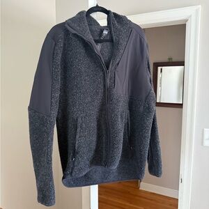 lululemon athletica Men's Dark Charcoal Full-Zip Hooded Sweater